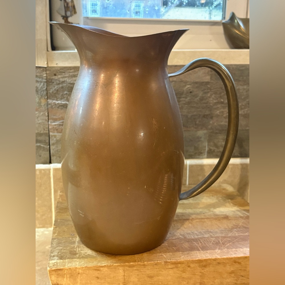Vintage Copper-Tone Pitcher Vase Rustic Farmhouse Decor Hammered Metal